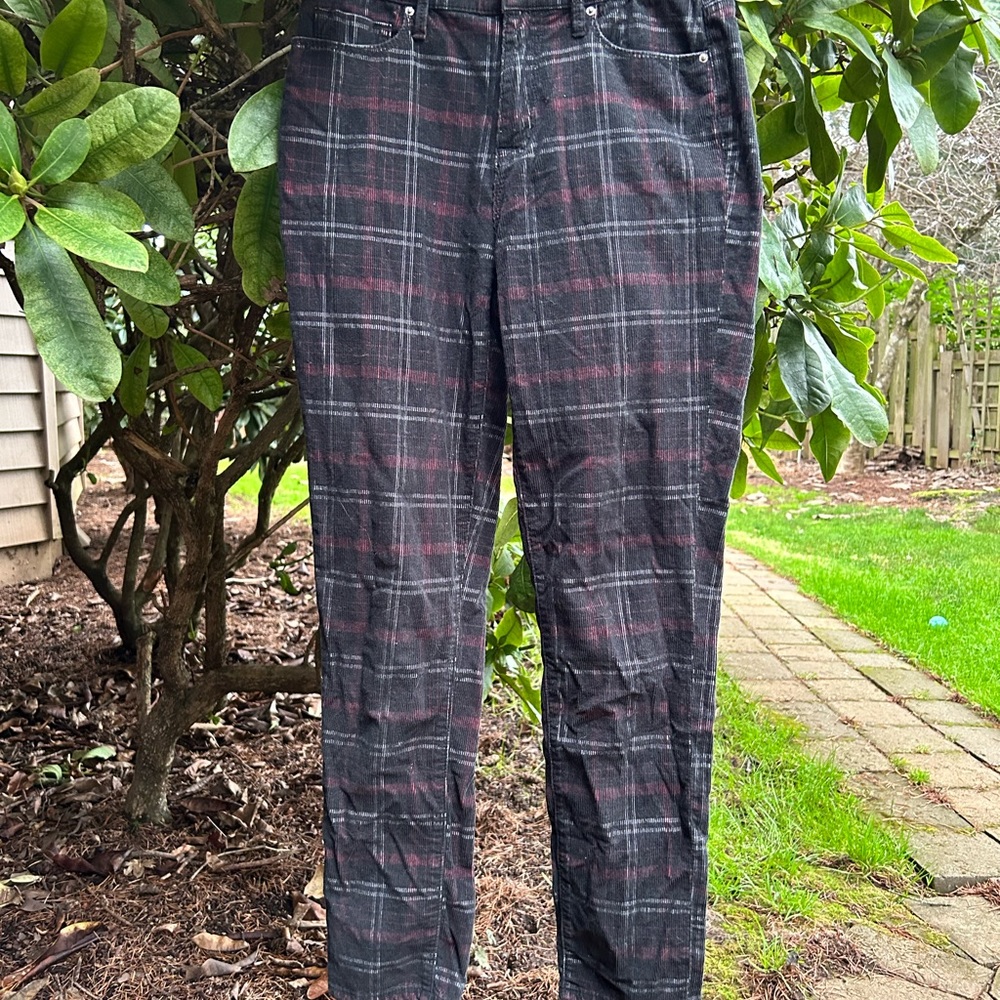 Urban Outfitters DBG denim corduroy pants, dark plaid  Inseam 28”.